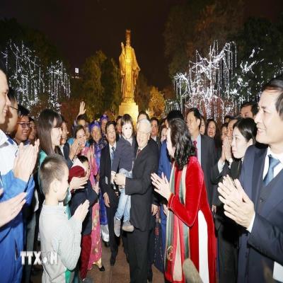 Tổng Bí thư - Nhà tư tưởng, lý luận, nhà văn hóa, nhà lãnh đạo kiệt xuất